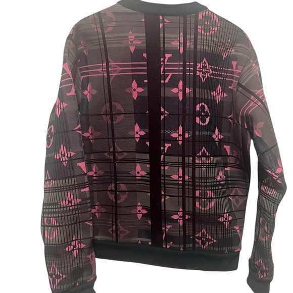 Louis Vuitton Men's Pink and Black Sweater - Picture 6 of 6